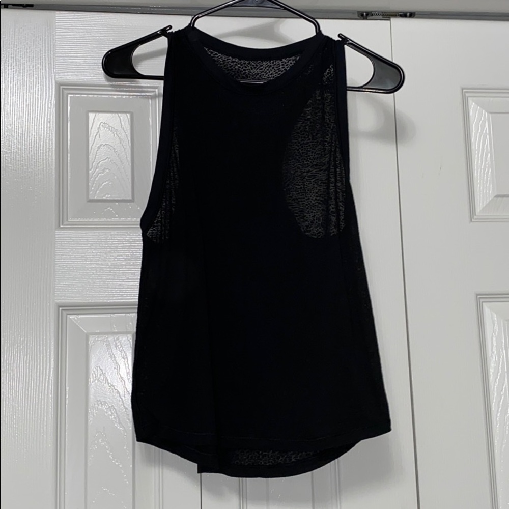 Lululemon tank